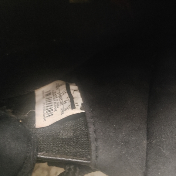 Sneakers - Picture 7 of 7